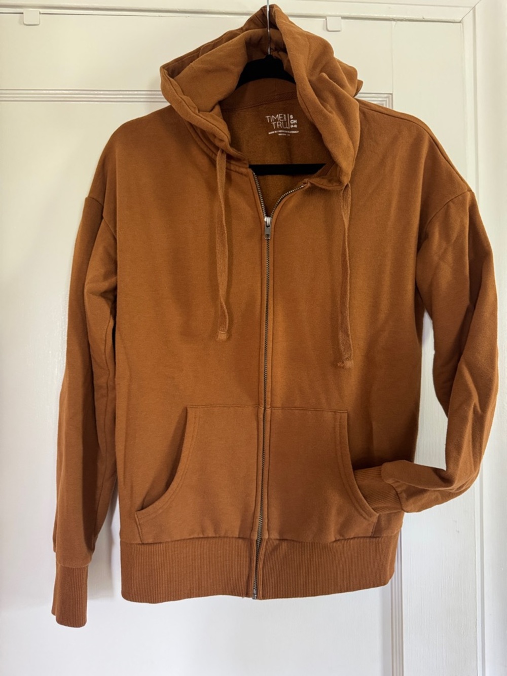 Women’s Zip-Up Hoodie Sweater in Rust Brown